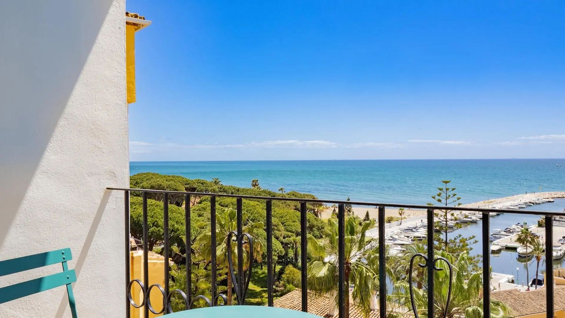 Espectacular Atico De 5 Niveles En Puerto De Cabopino Apartment Marbella