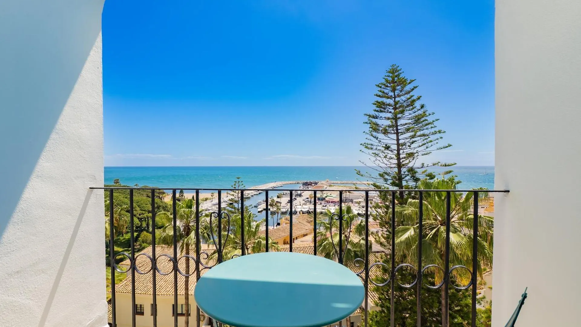 Espectacular Atico De 5 Niveles En Puerto De Cabopino Apartment Marbella