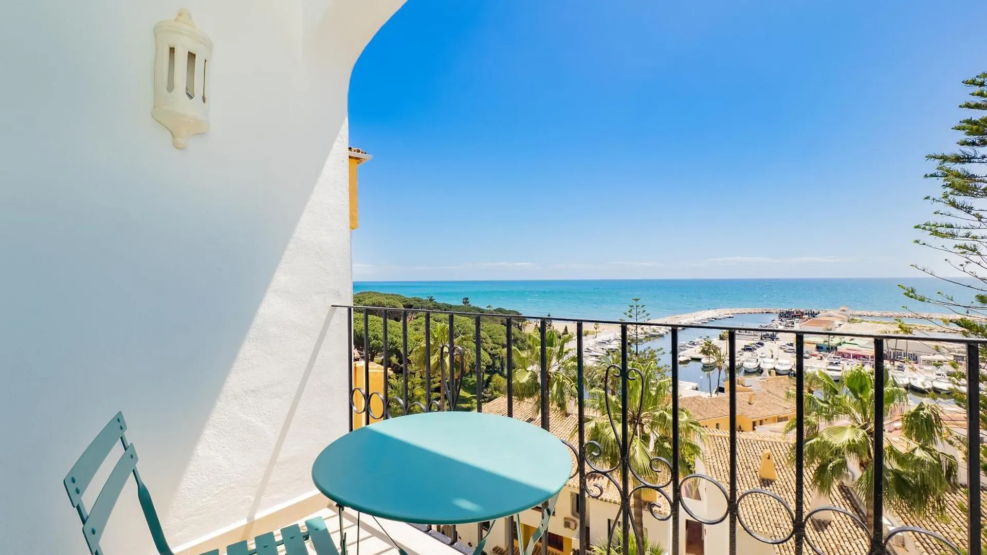 Espectacular Atico De 5 Niveles En Puerto De Cabopino Apartment Marbella